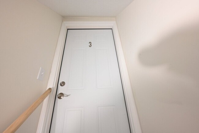 Foto del edificio - 108 Western Ave