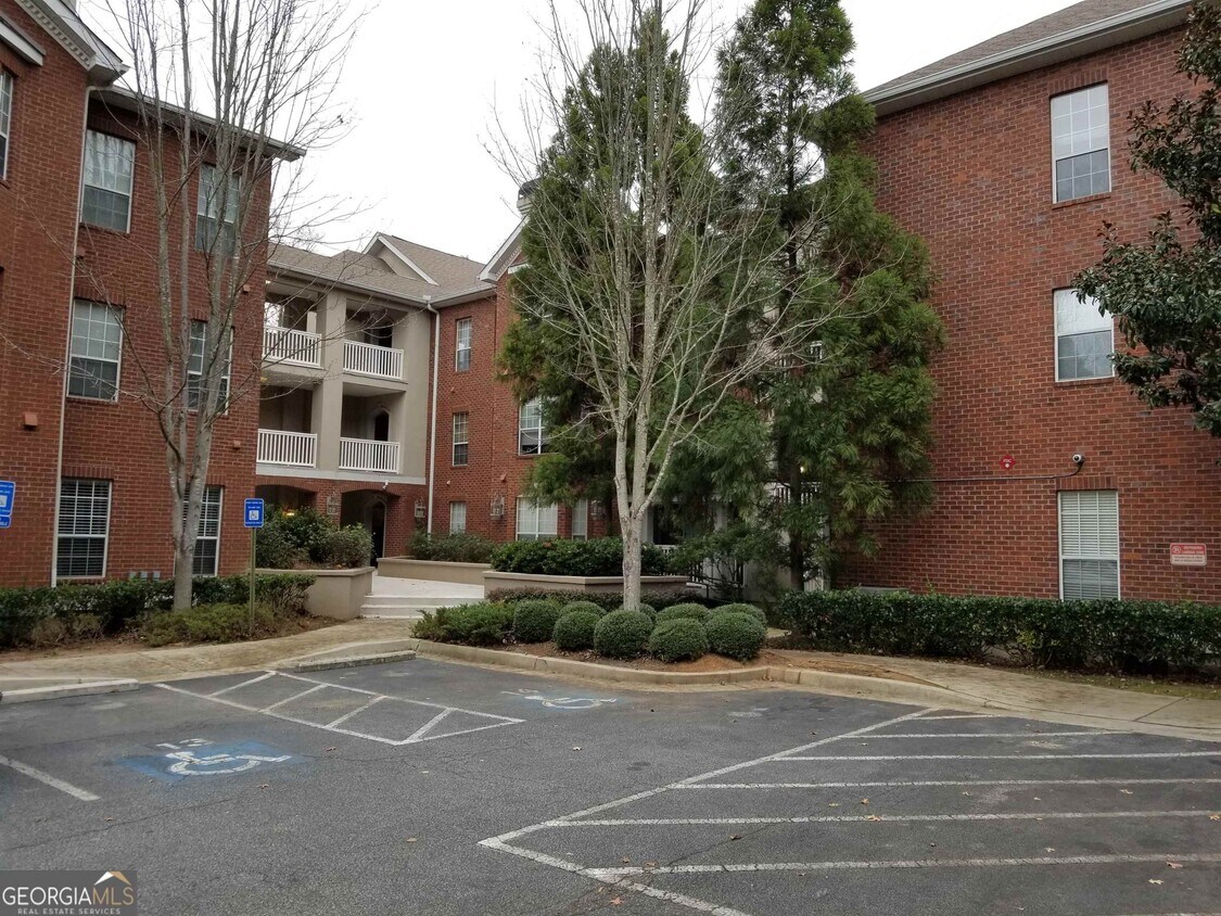5641 Roswell Rd Unit 114, Atlanta, GA 30342 Condo for Rent in Atlanta