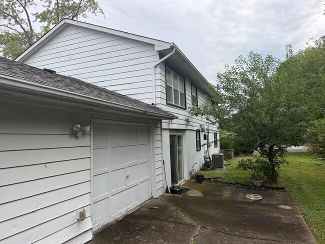 Foto del edificio - 15726 Avalon Ave