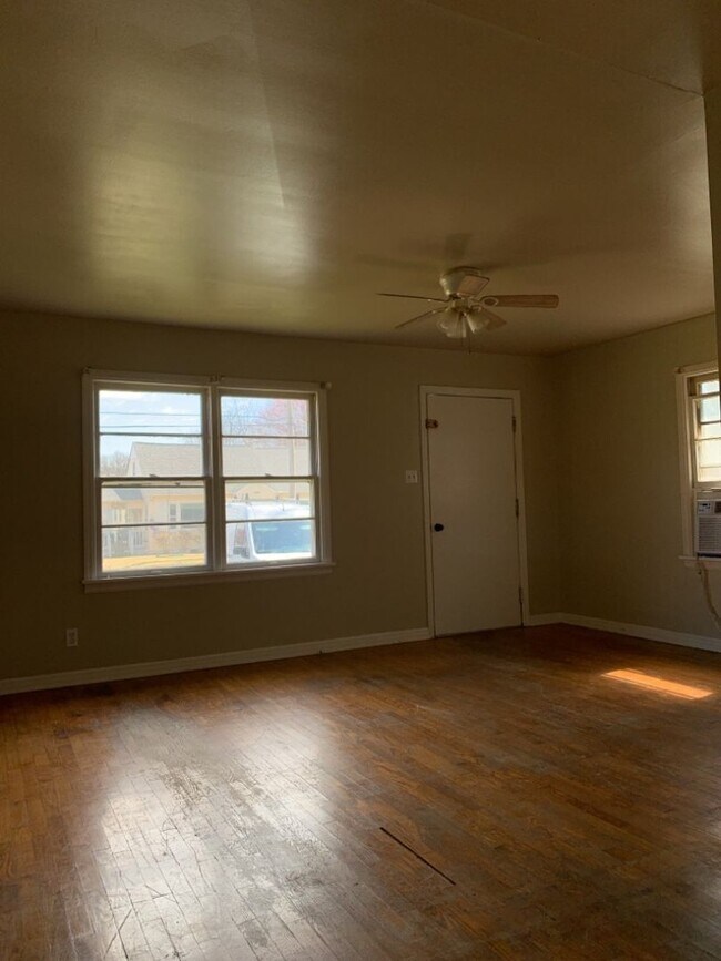 Foto del edificio - 1027 Bellemeade Ave