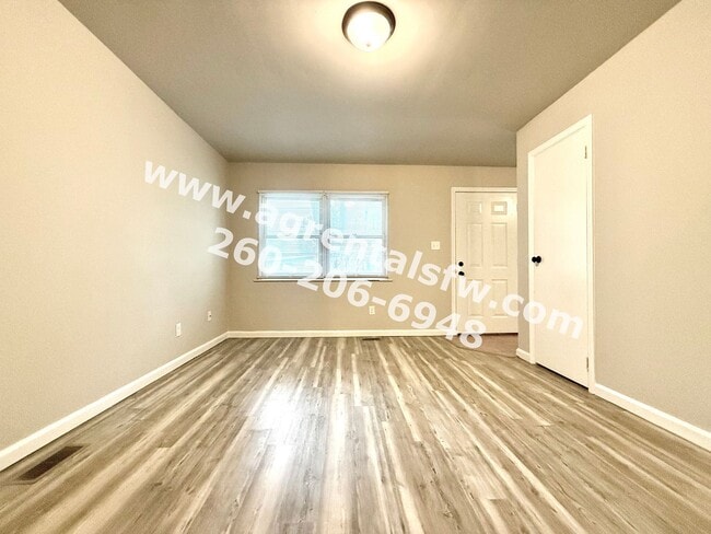 Building Photo - 3405 Dalevue Dr