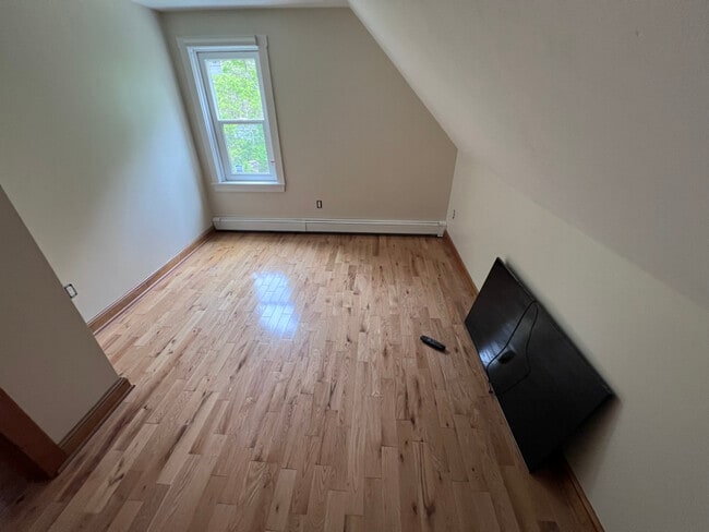 Building Photo - 94 Kiahs Way