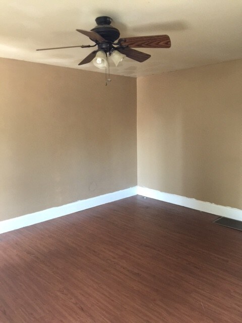 Foto del edificio - 527 W Addition St