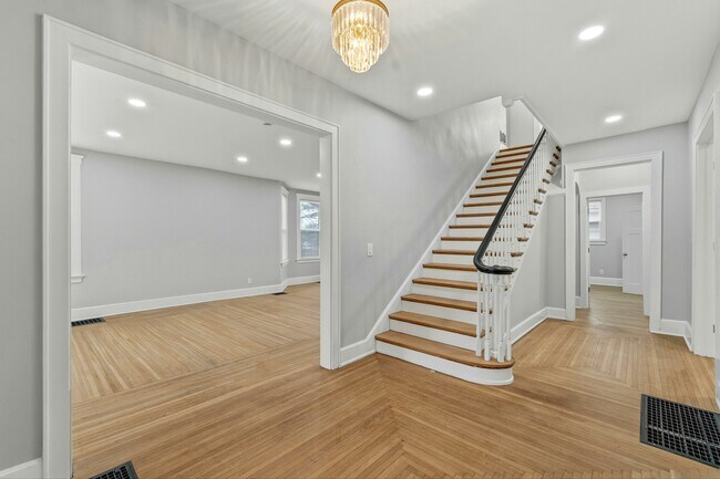 Foto del edificio - 2978 Wardall Ave