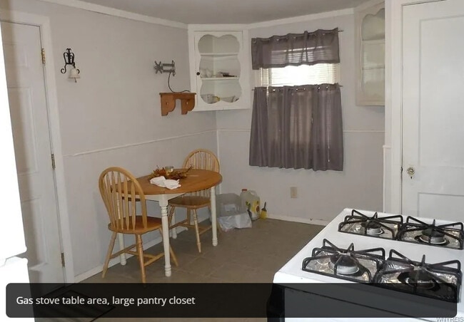 Building Photo - 51 Redmond Ave