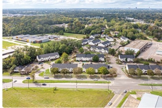 Building Photo - 2121 Lobdell Blvd