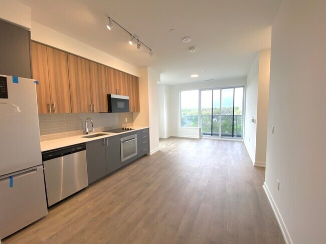 Photo du bâtiment - 415 Main St W