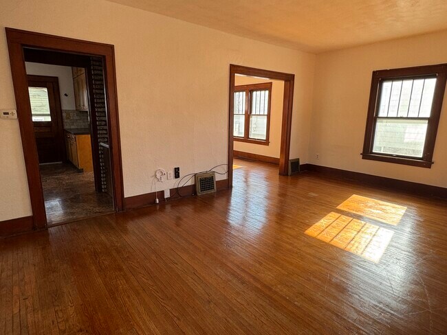 Foto del edificio - 2207 Wilkes Ave