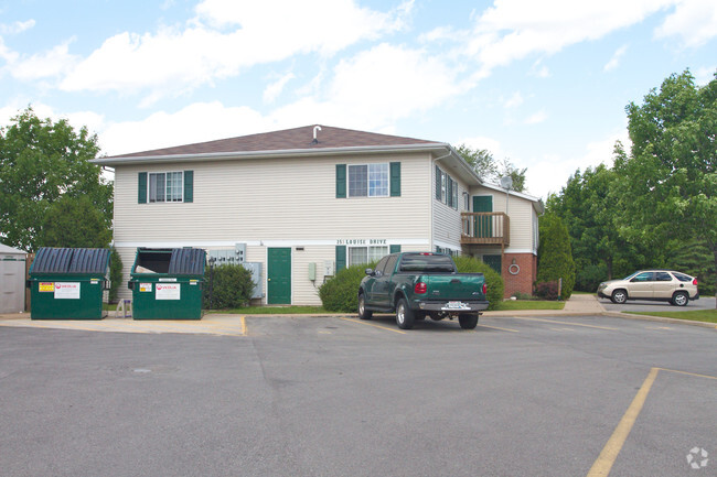 Building Photo - Oak Ridge Apartments