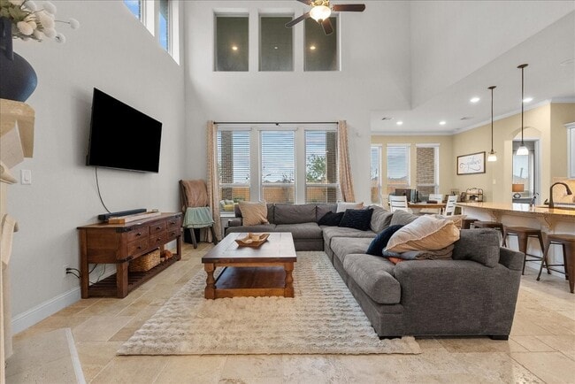 Foto del edificio - 1636 Longwood Glen Ln