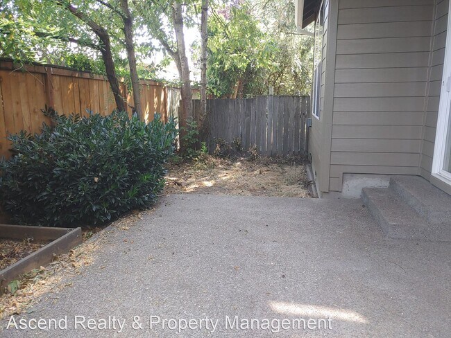 Foto del edificio - 3 br, 2.5 bath House - 13027 SW Fitzwillia...