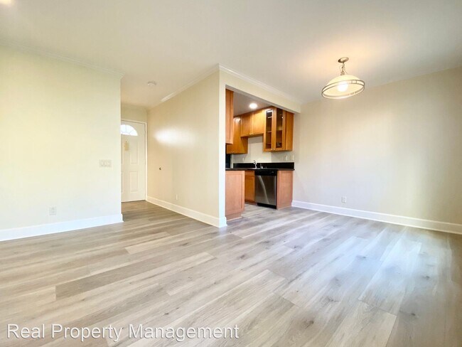 Foto del edificio - 1 br, 1 bath House - 8656 Via Mallorca Unit B
