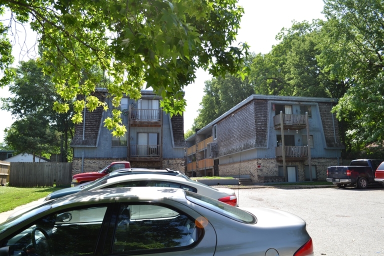 Primary Photo - Bryant Place Apartments