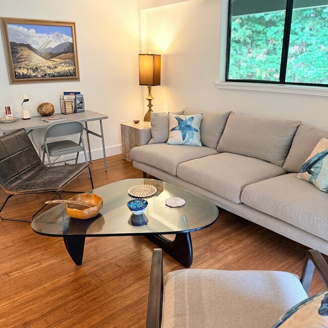 Building Photo - For Rent: Furnished 2-Bedroom, 1-Bath Ohana – Ha?iku