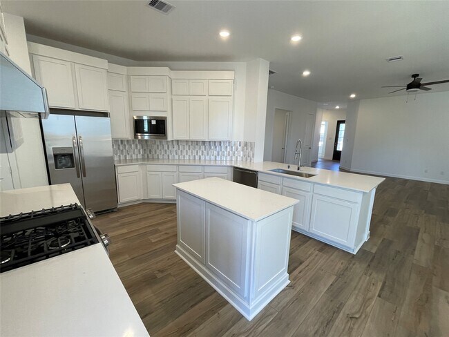 Foto del edificio - 17415 Lavender Blossom Ln