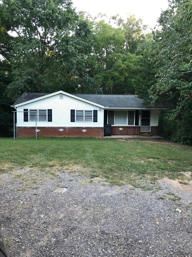 Photo - 6009 Wade Ln House