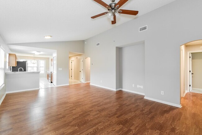 Foto del edificio - 1976 Hunters Trace Cir