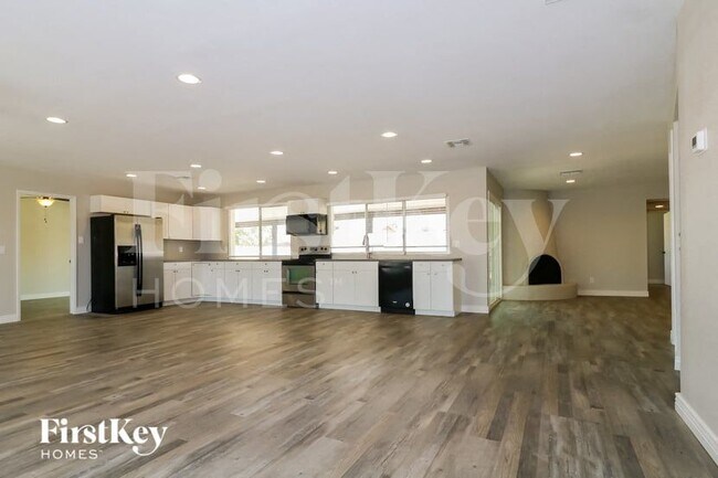 Foto del edificio - 4717 W Echo Ln