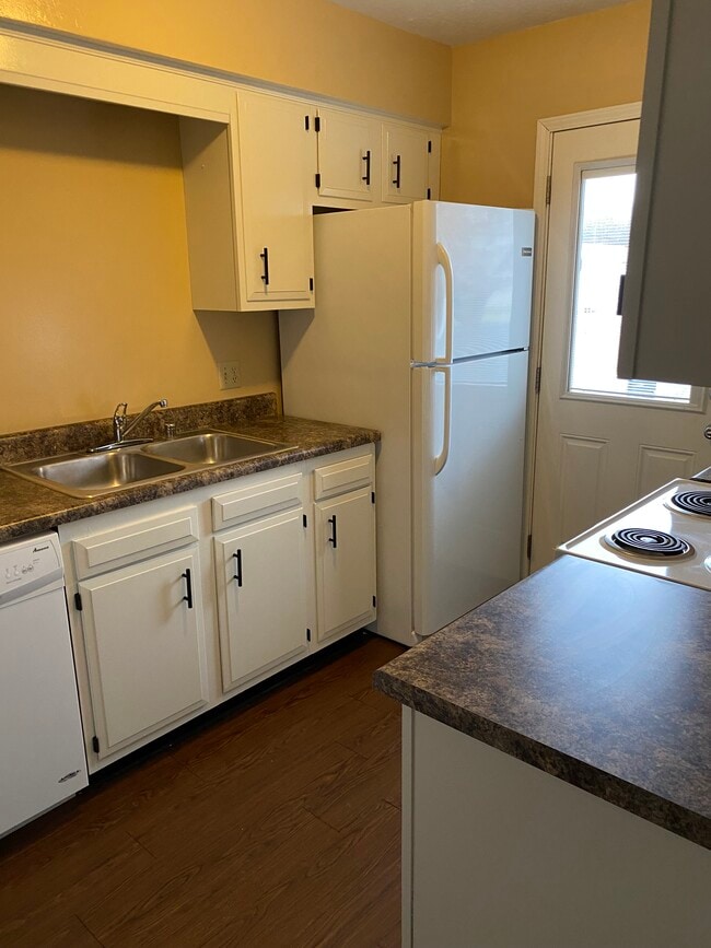 Foto del edificio - 516 Deer Lick Pl