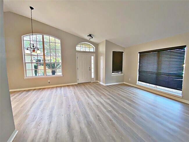 Building Photo - 16834 Rockwell Heights Ln