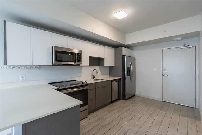 Foto del edificio - 321 NE 26th St