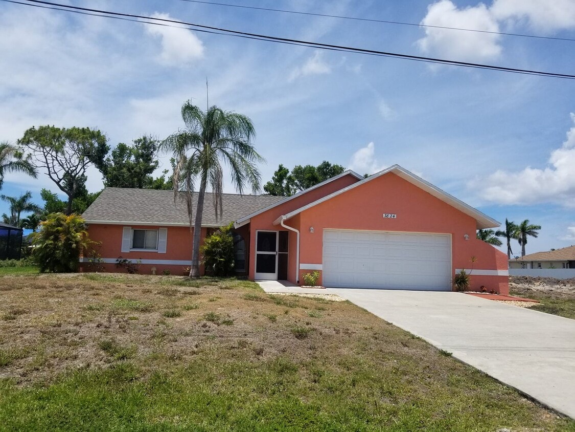 Primary Photo - 3824 SW 14th Ave