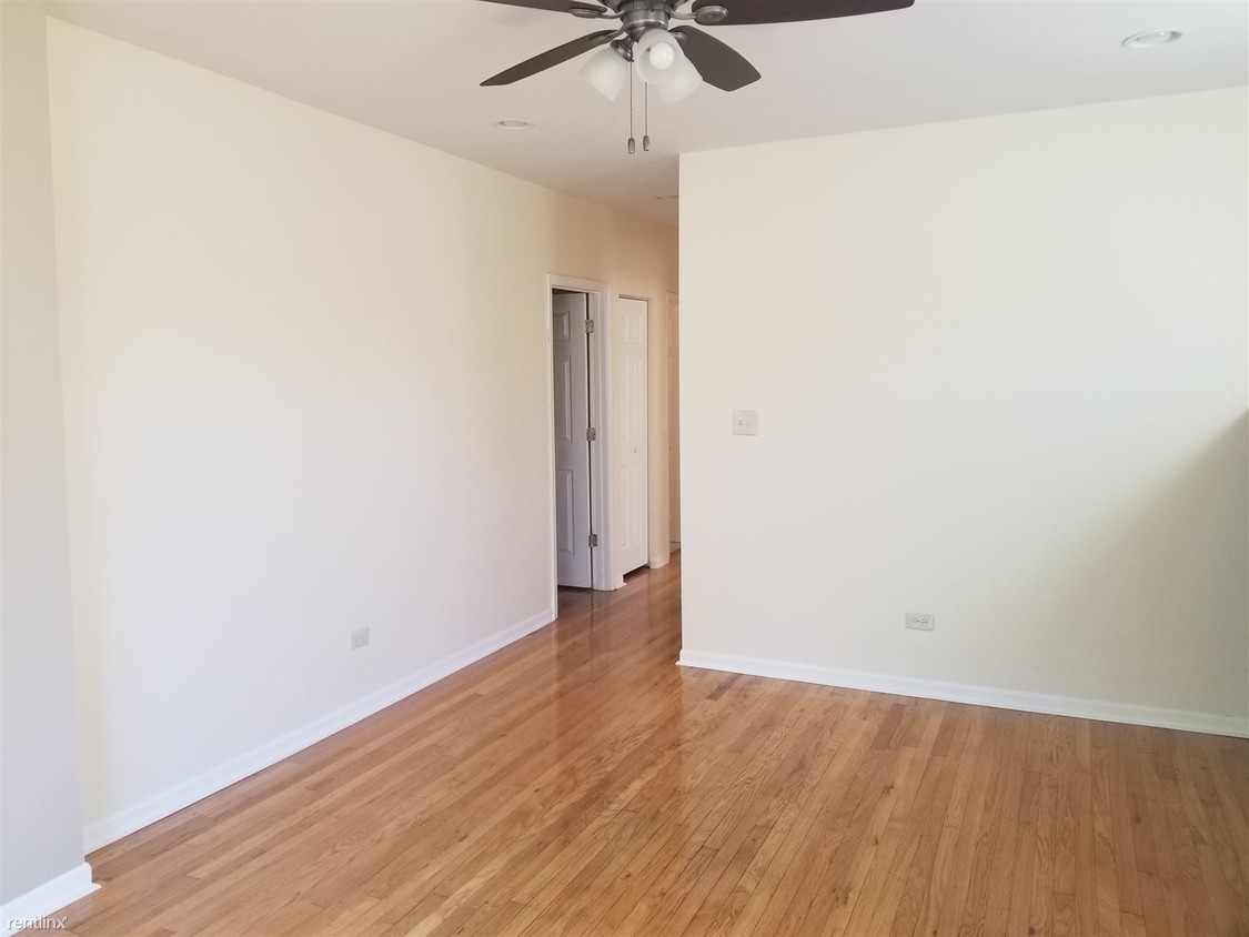 Primary Photo - 1320 W 57th St