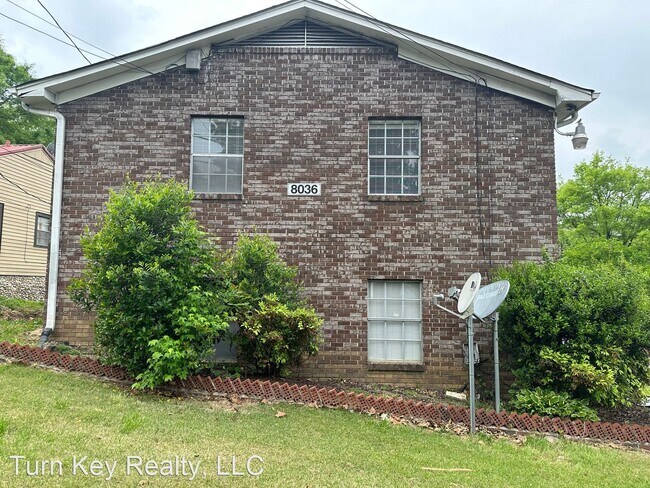 Foto del edificio - 2 br, 1 bath House - 8036 Rugby Avenue Unit C