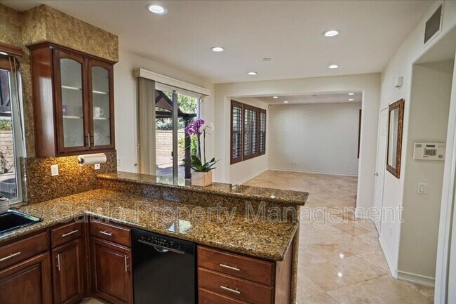 Foto del edificio - 27618 Olive Mill Ct