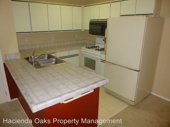 Building Photo - 1 br, 1 bath House - 2487 Village Green