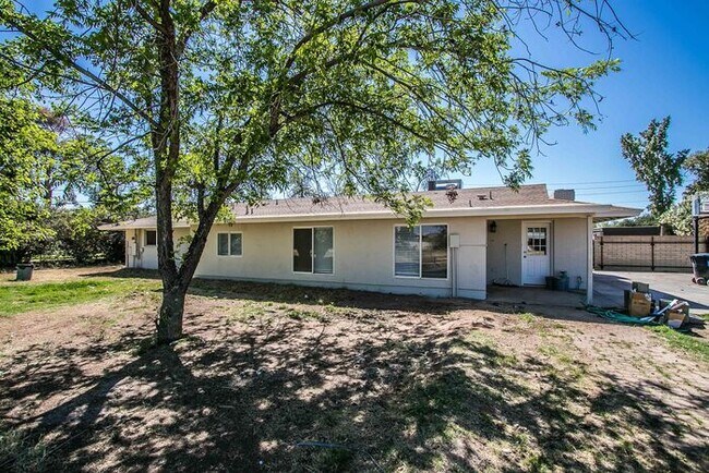 Foto del edificio - Farm House in Mesa !!