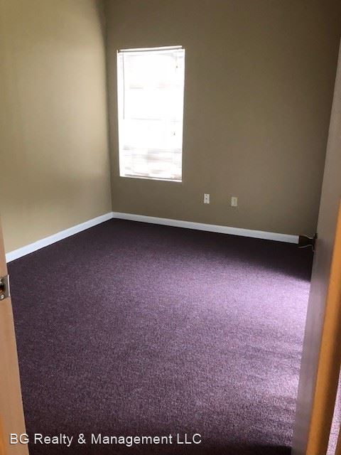 Foto del edificio - 2 br, 1.5 bath House - 302 Pillette Road #3