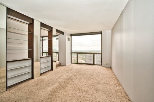 Foto del edificio - 4343 N Clarendon Ave