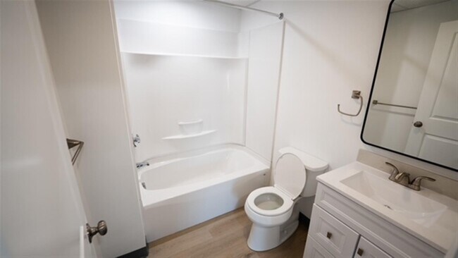 Foto del edificio - 303 Boston Ave