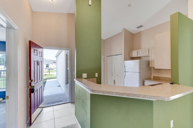 Foto del edificio - Available now!