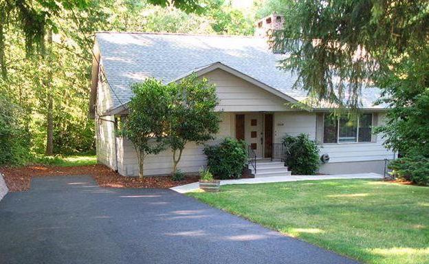 Foto del edificio - 9604 SW Morrison St