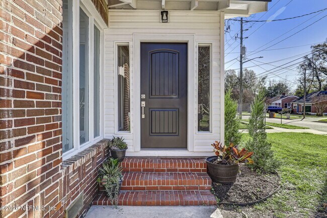 Foto del edificio - 4633 Kingsbury St