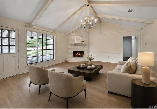 Building Photo - 4941 Pine Hill Dr