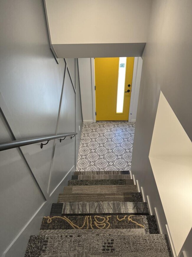 Foto del edificio - 355 Girard St