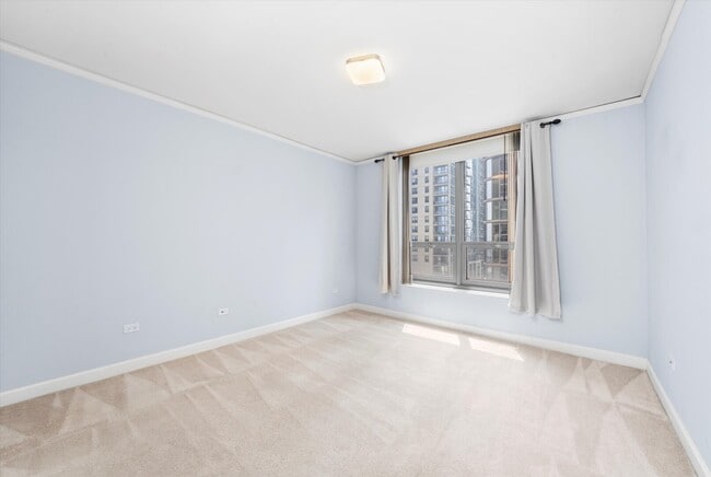 Foto del edificio - 420 E Waterside Dr
