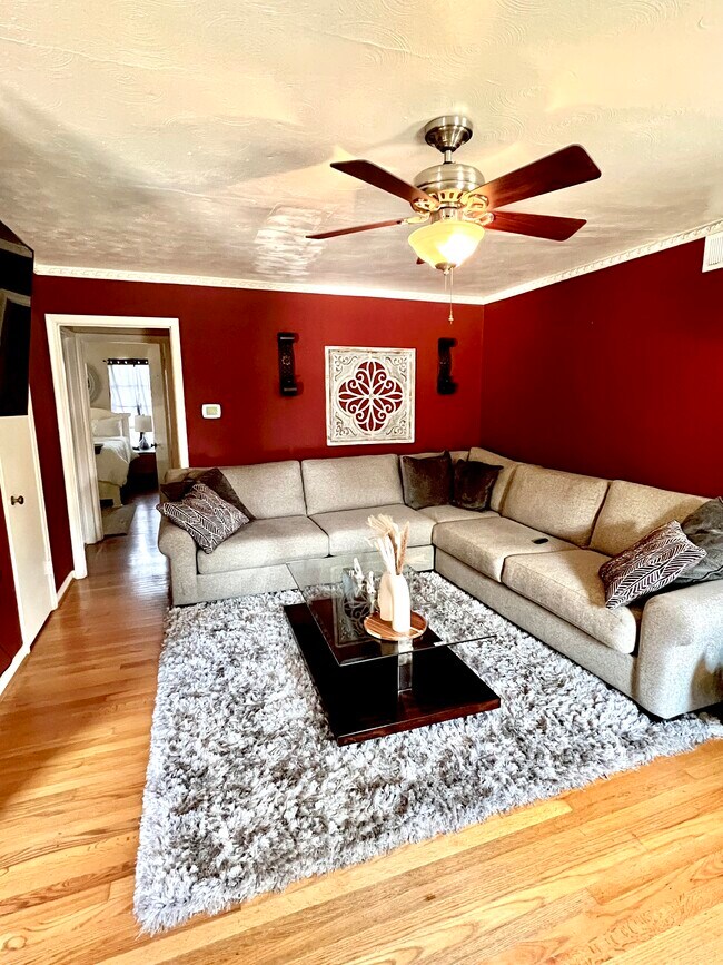 Foto del edificio - 6537 E Mockingbird Ln