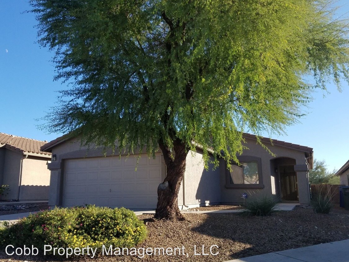 Primary Photo - 3 br, 2 bath House - 10340 E Danwood Way