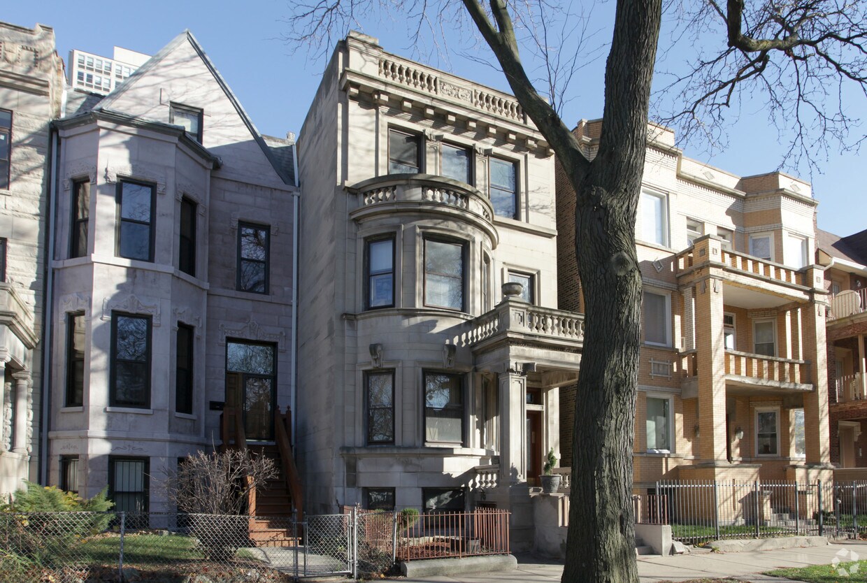 Building Photo - 3553 S King Dr