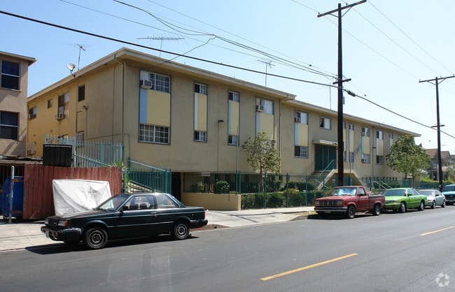 Building Photo - 2701 San Marino St