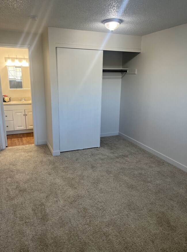 Olympic Sunset Apartments Apartments in WA