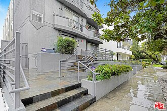 Building Photo - 1132 S Shenandoah St