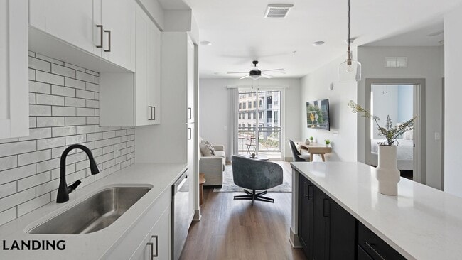 Building Photo - 1310 Hillside Ave