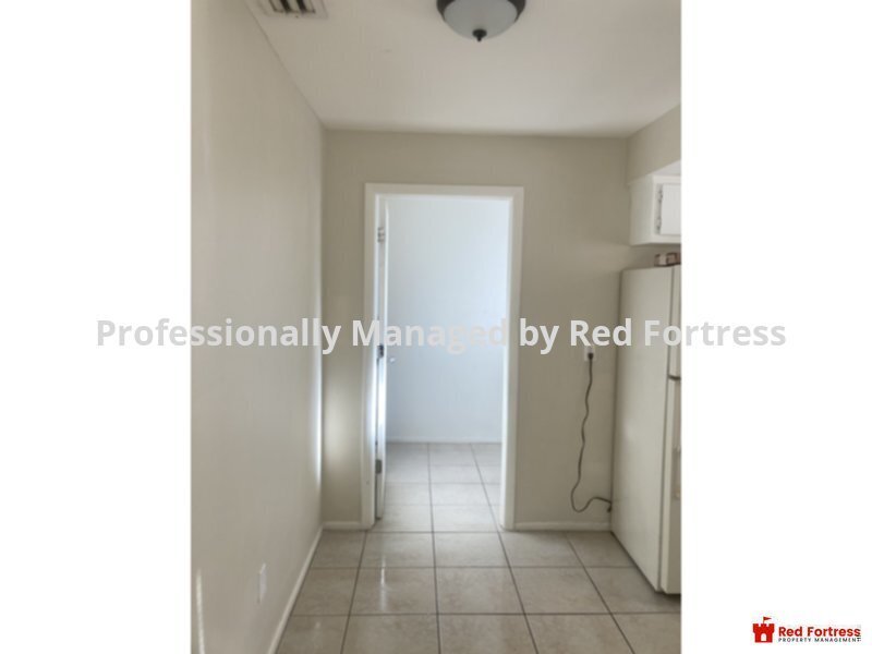 Foto del edificio - 13915 First St