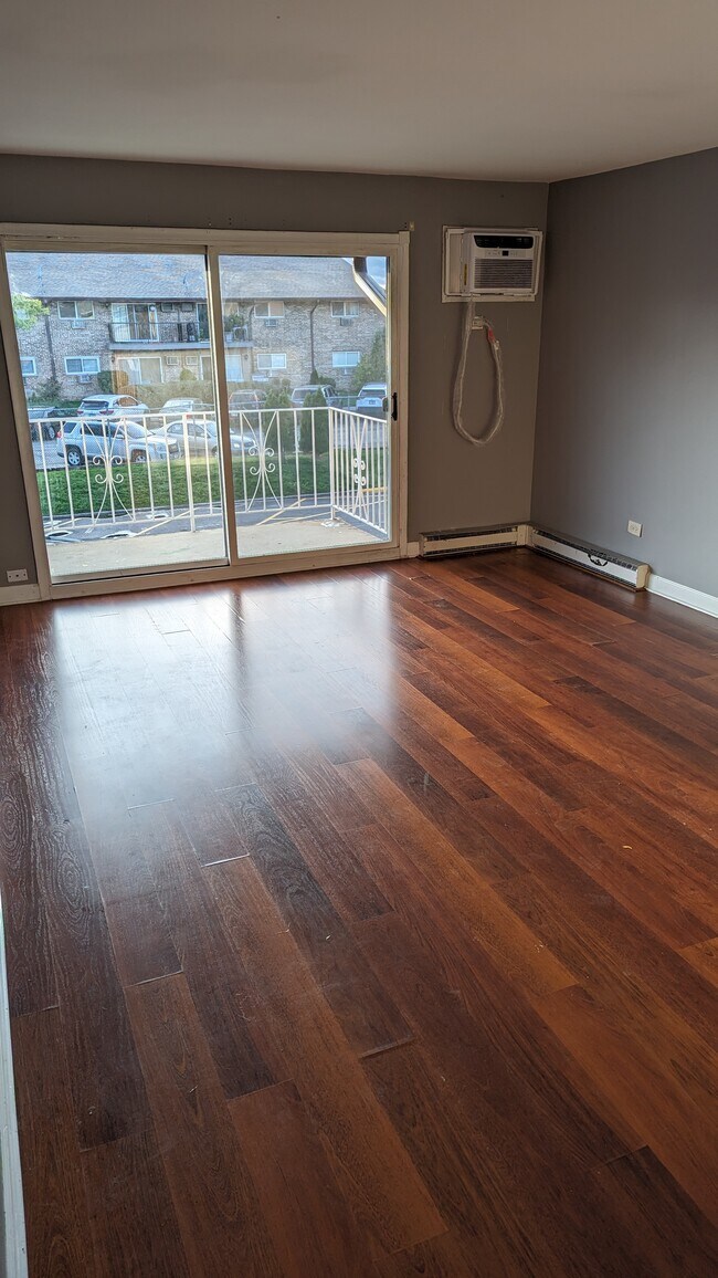 Foto del edificio - 860 E Old Willow Rd