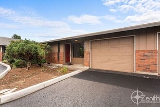 Building Photo - 3012 NE 78th Ave